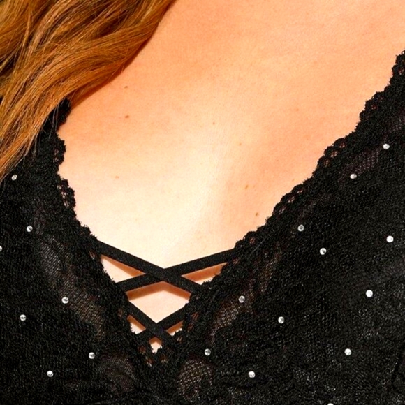 ❤️NWT VINTAGE TORRID BRA - LIGHTLY LINED - LACE XO FRONT, DIAMANTE BRALETTE - 4X - Picture 3 of 9